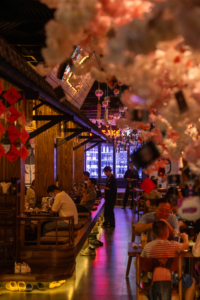 Không gian phòng riêng VIP tiếp khách sang trọng tĩnh lặng